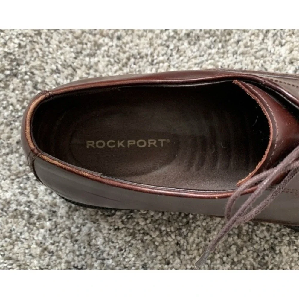 Rockport business casual